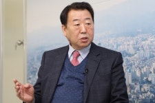 김방훈 40년 행정경험, 제주지사는 정치가 아닌 행정가