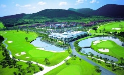 문대림 명예회원 사실 왜곡 vs 원희룡 공짜 골프, 직무관련