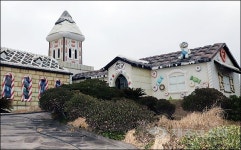 폭발적 인기 드라마 ...제주 올인하우스의 그림자