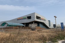93억 들인 홍보관 3년째 방치...세계 최대 실증단지 지금은?