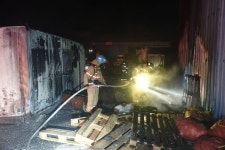 서귀포 선과장서 불...전기스토브 과열 추정