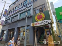 유동인구 많은 제주 대학로 덮친 코로나…불안감 엄습