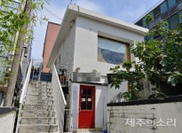 유동인구 많은 제주 대학로 덮친 코로나…불안감 엄습