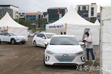 제주도민 사로잡은 '6차산업 드라이브 스루마켓'