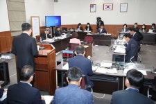 수억 원 뮤지컬에 외지인 가득, 제주연극인 소외감 아느냐
