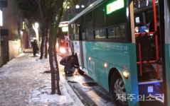 제주 시내버스 시민 영상 미담일까? 안전불감증일까?