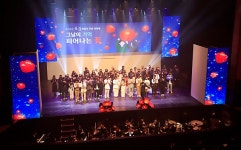 [리뷰] 유려함 얻은 선명성...진화한 제주4.3 전야제