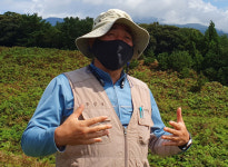 한 세기 지켜온 마을목장 우린 지켰지만 후세들은, 글쎄...