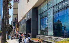 루이비통 이어 샤넬도 제주 철수 시내면세점 끙끙