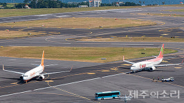 하루 400대 이착륙 제주공항 활주로 8년만에 재포장