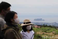 세금 내려고 목장땅 파는 악순환…규제로 활용 막막한 위기의 마을목장