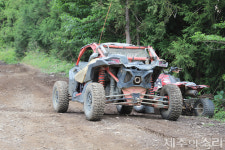 세금 내려고 목장땅 파는 악순환…규제로 활용 막막한 위기의 마을목장