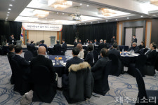 고향 생각에 잠 못 이룬 재일제주인, 정체성 혼란 겪는 차세대 어떻게?