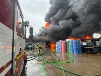 [속보] 제주시 내도동 전기업체 화재...소방 대응 1단계 발령