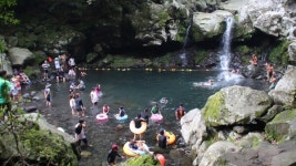 제주 돈내코계곡서 60대 물에 빠져 숨져