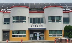 온돌방서 아이와 독서 삼매경, 제주 조천읍도서관 11월 1일 재개관