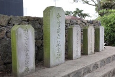 한 글자 한 글자 비석에 새기며 인생 깨달은, 현인이자 참된 아버지
