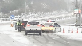 제주 곳곳에 대설특보 영하권 체감 한파 1100도로-516도로 전면 통제