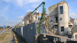 거대한 콘크리트 유령마을 제주 예래단지 도시개발 만지작