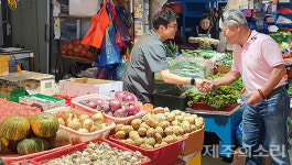 엄홍길 제주산 젓갈 먹고 주갈 히말라야 초등정 성공했다 엄지 척
