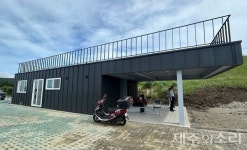 [현장]  위험천만 아라동파크골프장…답답해 보여 펜스 낮췄다는 제주시