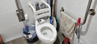 제주 공중화장실 민낯, 억지로 규격만 맞추니 장애인 이용 불가