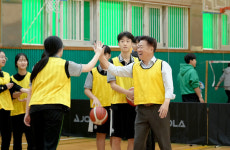 자유투 라인 선 오영훈-김광수...1학생 1스포츠 교육 활성화 맞손