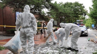 북한 또 쓰레기 풍선 대남 살포…한국 대통령실 경내에도 떨어져