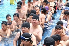 장애아동 물 만났다