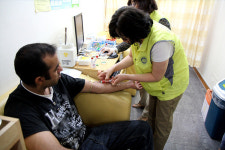 인천사랑병원, 13년째 이주노동자에게 인술