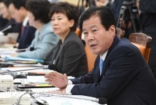 의료기기 수리업자, 경미한 수리 허용 추진