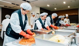 이화사랑나눔봉사단, 김장김치 100포기 사회복지시설 전달