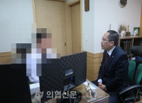 최대집 회장 오물 테러 피해 병원 전격 방문