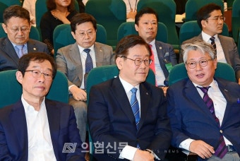 이재명, 의협과 간담회…의료 붕괴 문제에 정부 개방적 대처해야