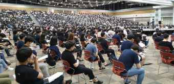 전국에서도 6000여 명 전공의·의대생 단체행동