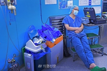 전공의·전임의 파업에…서울대병원 내과 외래진료 축소