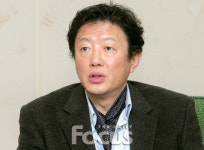 “청춘은 늘 불안하지만 아름답다”