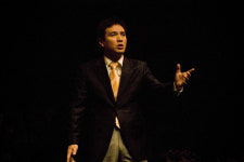 연극 ‘민들레 바람되어’, 죽은 아내와 ‘영혼교감’ 코끝 찡한 사랑의 찬가