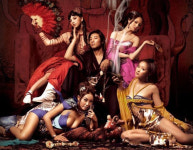 ‘아바타’제친 에로영화‘3D 옥보단’