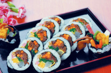 [이윤경 기자의 맛있게 ‘냠냠’] 김밥, 구운김에 고슬밥으로 싸야 제맛