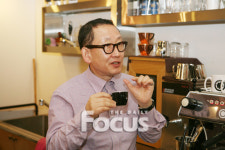 “커피는 기술과 함께 예술이 존재” (1)