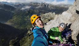 [whats up] 타이어 교체하면 자동차 살균캔 증정 外