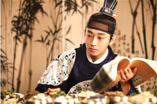 주지훈 “연기할 때는 누더기 옷이 편해요”