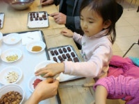 어린이날 아이와 함께 만드는 초콜릿 교실