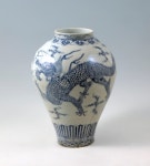 국보급 백자청화운룡문호 18억 낙찰..도자기 경매 최고가 등극