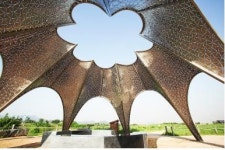 서울시, 난지 하늘공원에 조형물 산-하늘문 공개