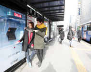 삼성전자, 강남역·신촌 버스 정류장에 뮤직쉘터 설치
