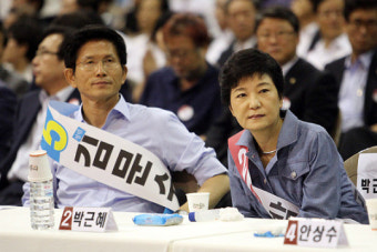 같은곳 바라보는 김문수 - 박근혜