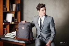 리키브라운, 롯데백화점 편집샵 진스퀘어 전점 입점