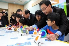 SK 텔레콤, 장애학생들에게 희망의 빛을 쏘다!